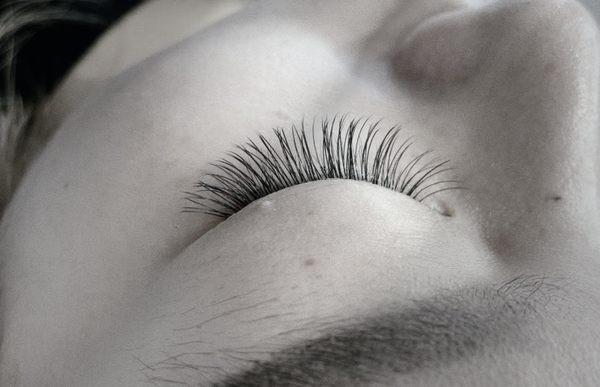 eyelash extension by dee