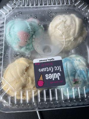 Sampler of four flavors.