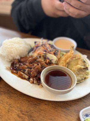 Teriyaki and tempura lunch plate