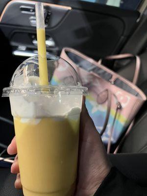 Mango smoothie