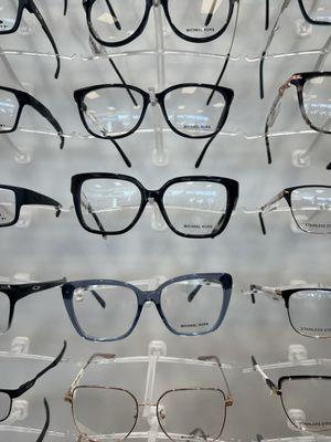 America's Best Contacts & Eyeglasses