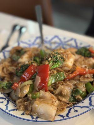 Drunken noodles with chicken, fantastic!