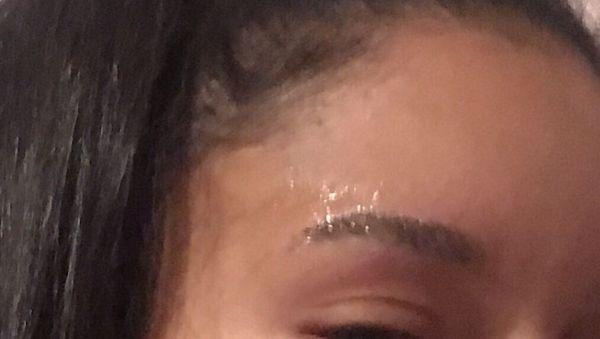 It's extremely thin, a completely different shape. Can't even brush my brows because of how much she threaded.