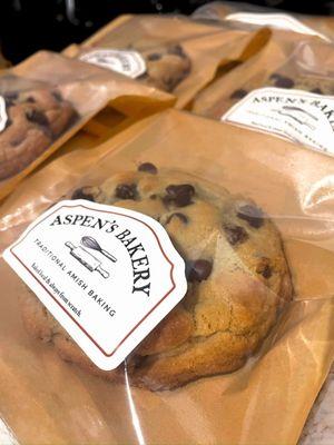 Bakery-Style Chocolate Chip Cookie