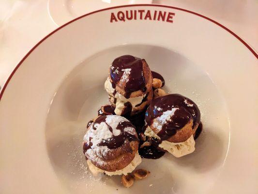 Profiteroles