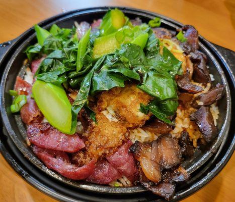 D6. Chinese Sausage and Chinese Bacon Stone Pot Rice, $15.99 - 5 Stars