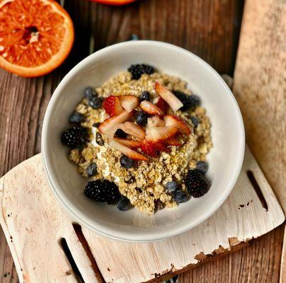 Yougurt and Granola (brunch)