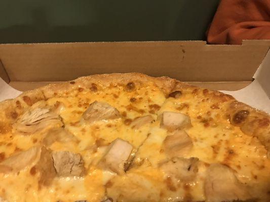 Creamy mild chicken pizza