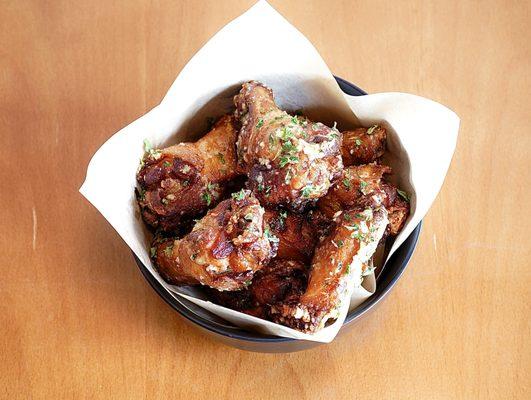 Garlic Wings| Asian Restaurants