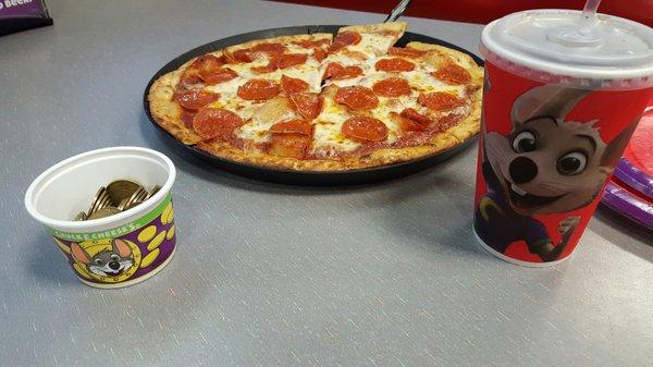 19.99 special...2 small drinks 1 medium topping pizza and I believe it is 25 tokens.