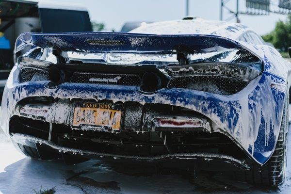 McLaren 720S Foamed Up