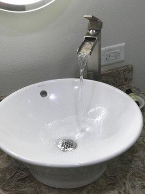 Interesting water faucet