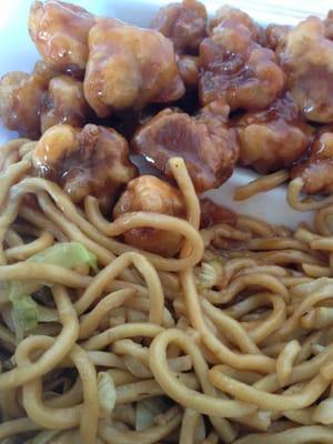 Vegetable chow mein and sweet&sour pork