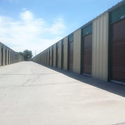 Storage Units in Hanford, CA