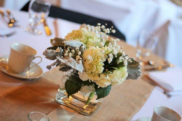 Simple & elegant centerpieces