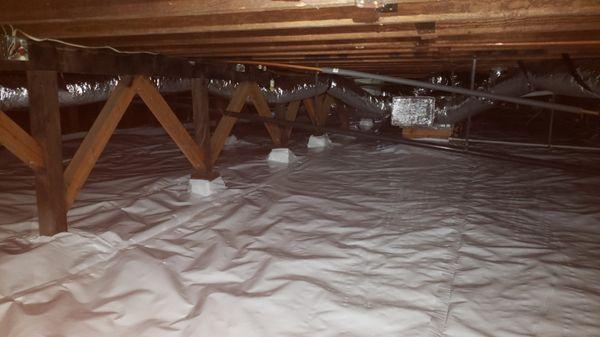 Crawlspace Encapsulation 
12 mil Vapor Barrier