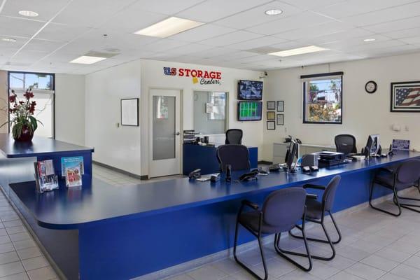 storage units los angeles interior