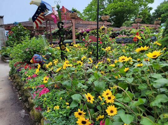 Hyannis Country Garden