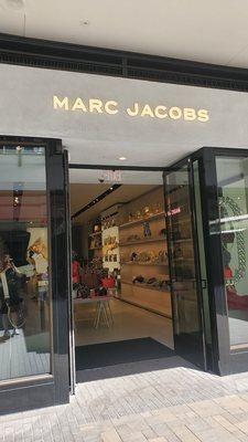 Marc Jacobs - Fashion Valley