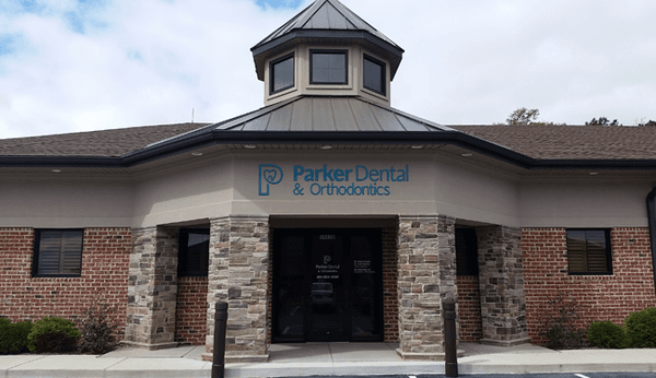 Exterior view of our West Mobile dental office