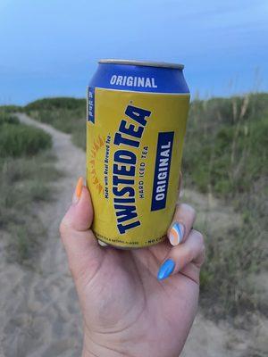 Perfect beach mani! Nails stayed strong and impeccably polished through a week of digging in the sand with a toddler.