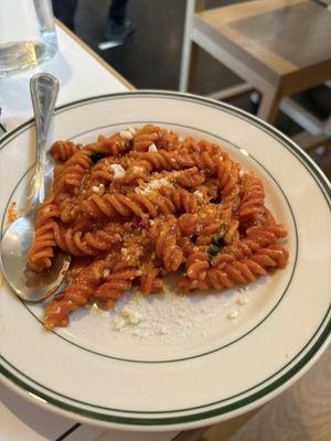 Spicy fusilli