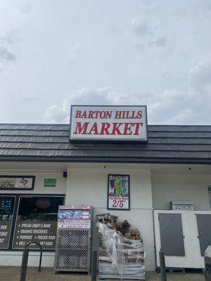 The famous Barton Hills market