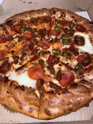 Stuffed crust pizza