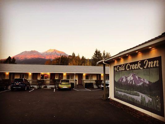 A beautiful evening at the Cold Creek Inn of Mt Shasta with a soft glow on the mountain.