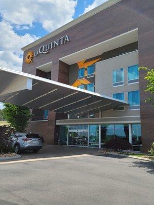 La Quinta Inn & Suites By Wyndham Cleveland TN