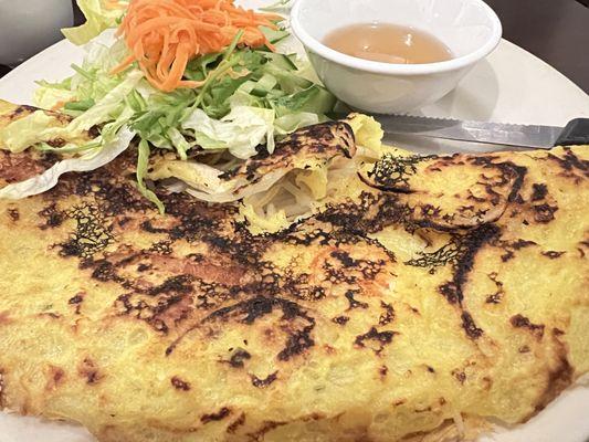 Vietnamese crêpe stuffed with pork and shrimp