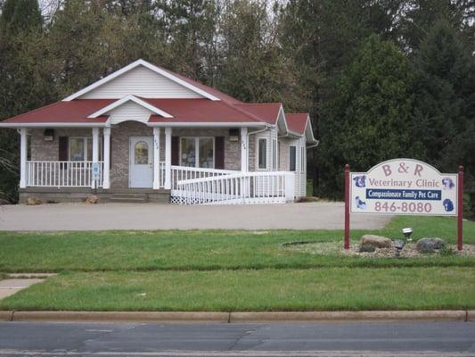 B & R Veterinary Clinic