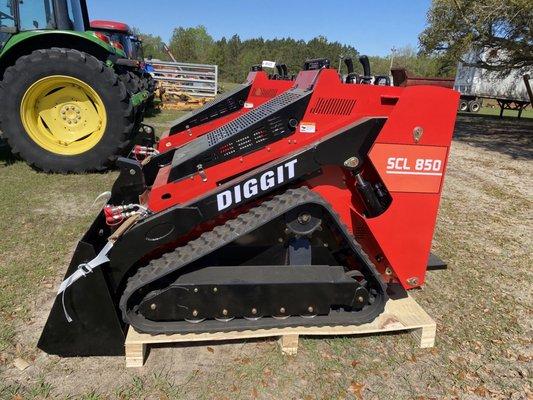 Diggit mini SCL850 NEW and up for Auction on April 27th, 2024