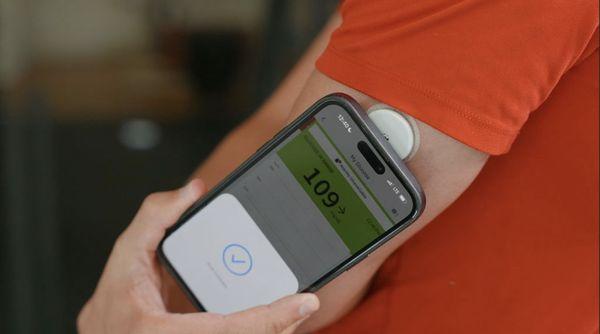 Continuous Glucose Monitoring (CGM) at Custom Fit Nutrition