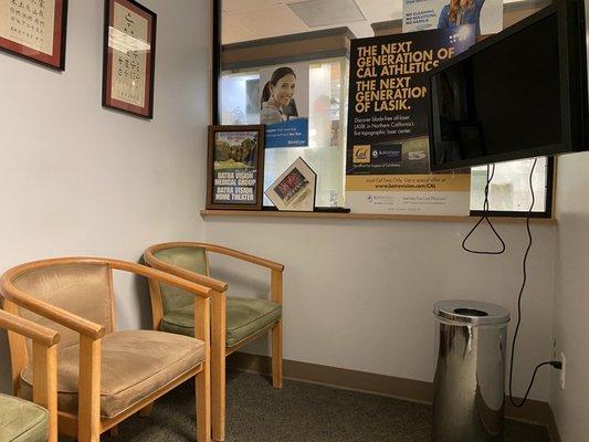 Little waiting room inside the office