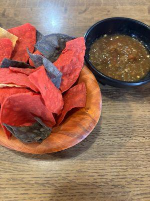 Salsa and chips