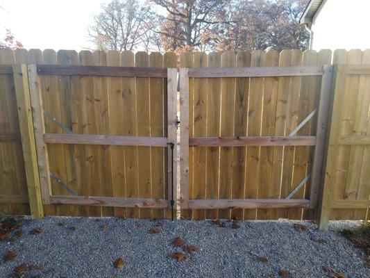 Sagging gates less than 6 months old.