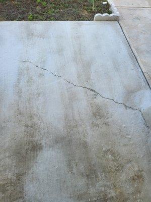 Common Crack in multiple homes in the neighborhood