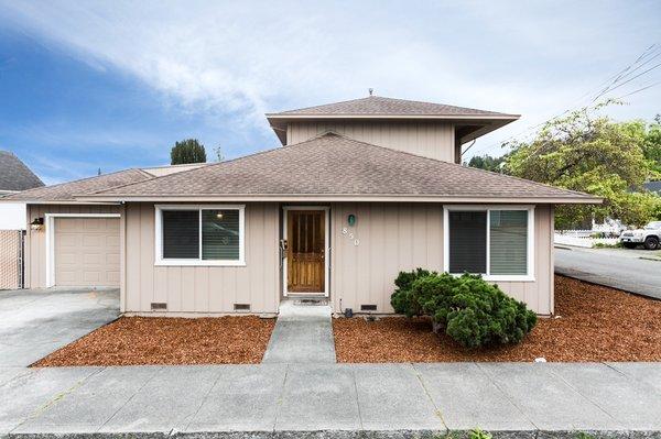 Duplex in Fortuna, CA