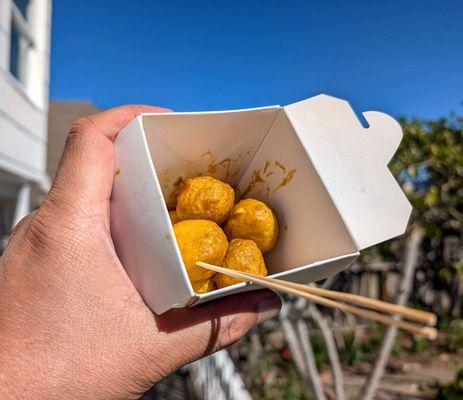 curry fish balls $5.50 (meh)