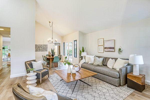 Beautifully staged home in Mission Viejo