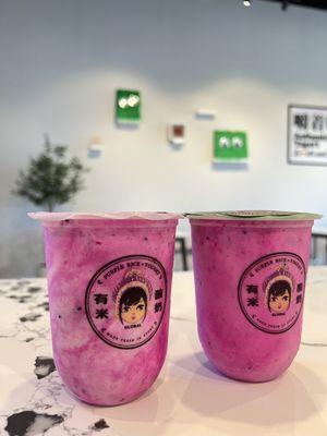 Red dragon fruit yogurt