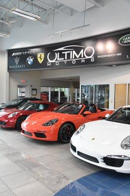 Ultimo Motors East in Westmont