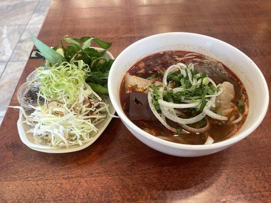 Bun bo hue