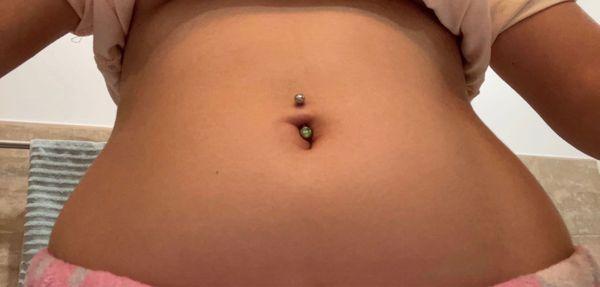 Belly piercing