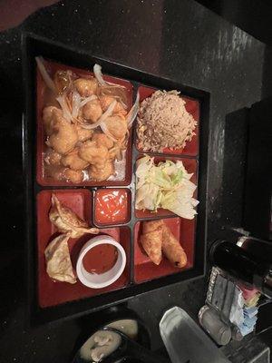 BB4. General Tsaos Chicken Bento Box