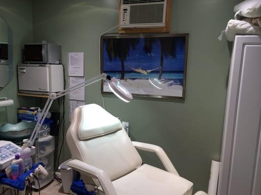 Facial and Waxing Area.