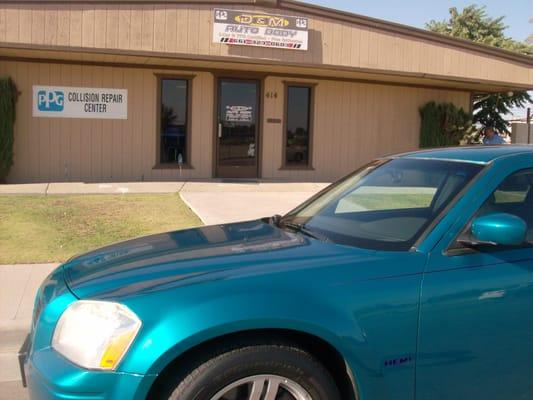 D & M Auto Body