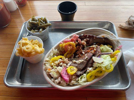 Brisket on lettuce w/ toppings