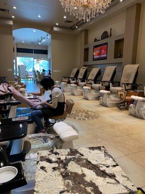 Nail expert. The place is clean, beautiful. Staff is friendly.